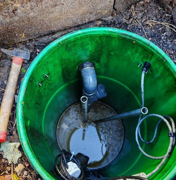 Intervention de réparation d'une pompe de relevage en panne