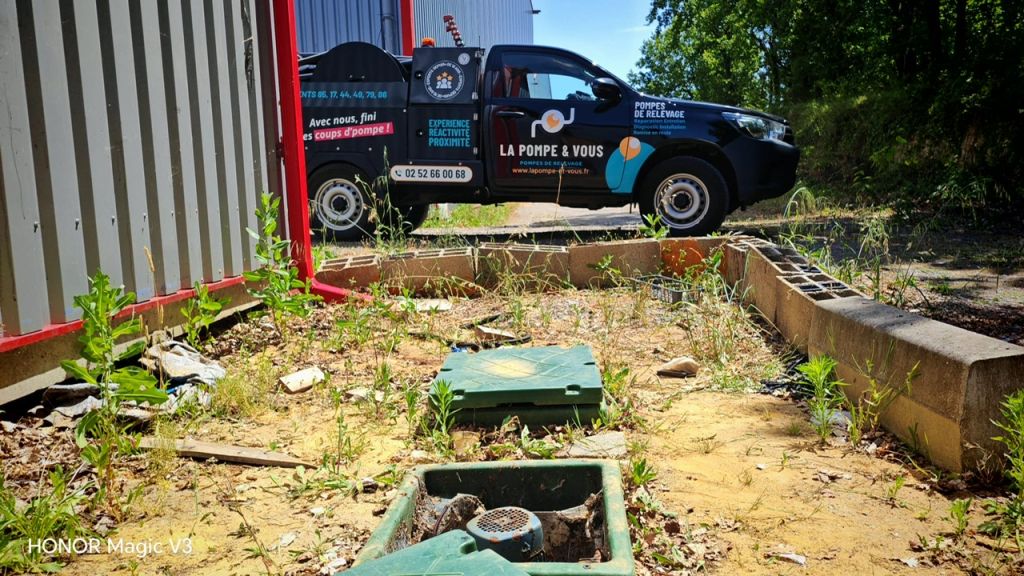 Intervention d'entretien de micro-station près d'Angoulême